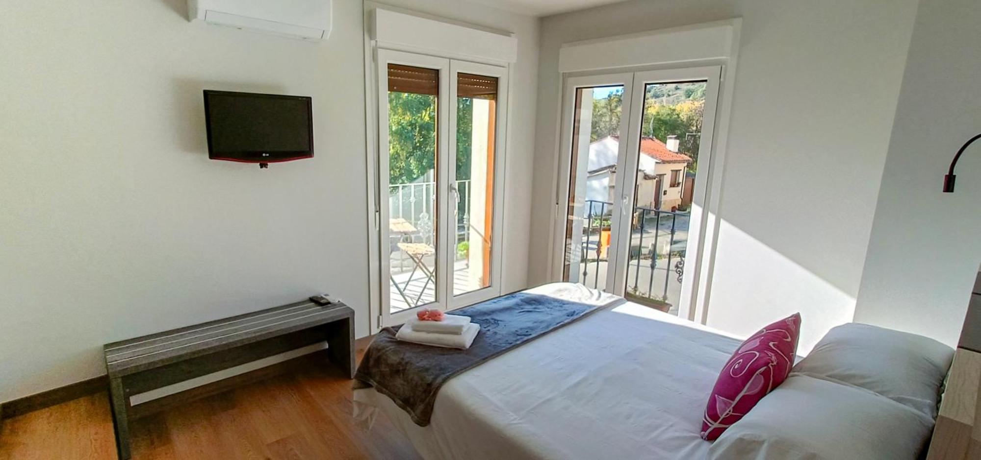Apartamentos El Puente Covarrubias Ngoại thất bức ảnh